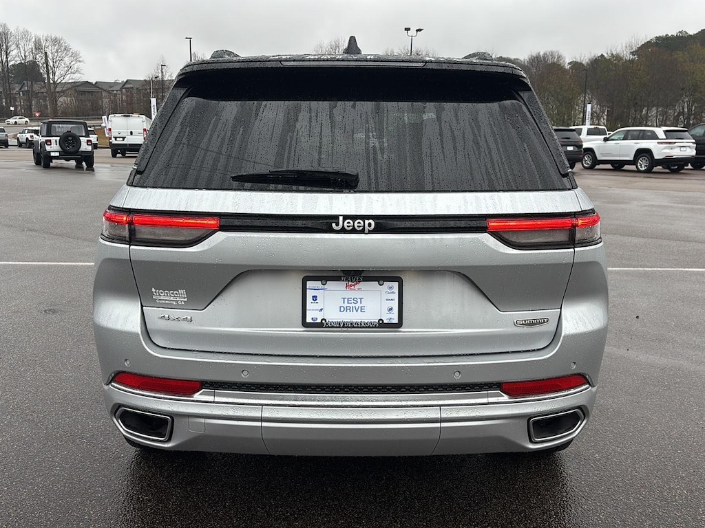 Used 2025 Jeep Grand Cherokee Summit SUV