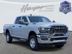 2026 Ram 2500 TRADESMAN CREW CAB 4X4 6'4 BOX Pickup