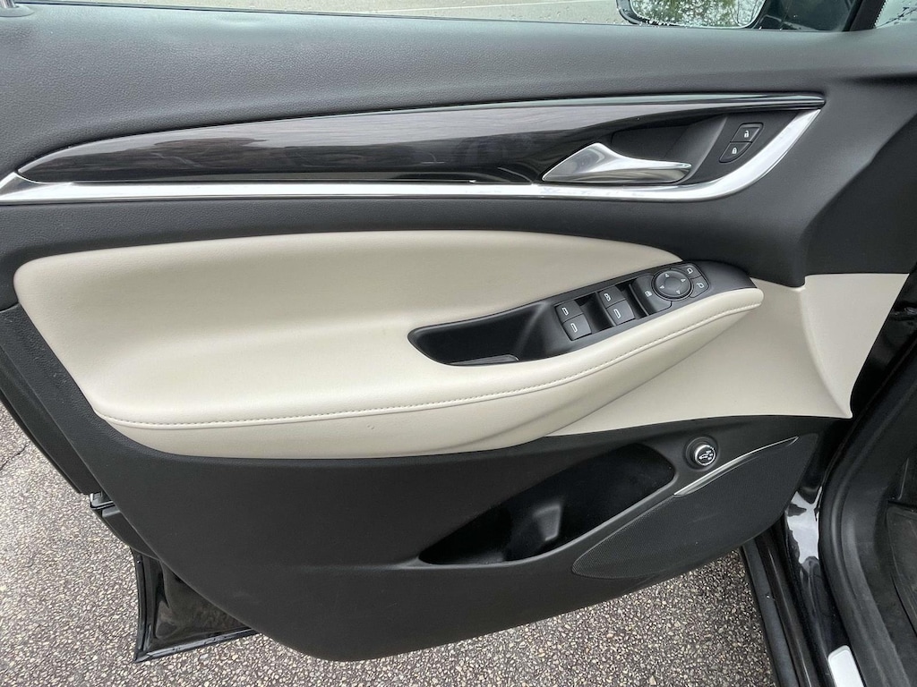 Used 2018 Buick Enclave Essence SUV