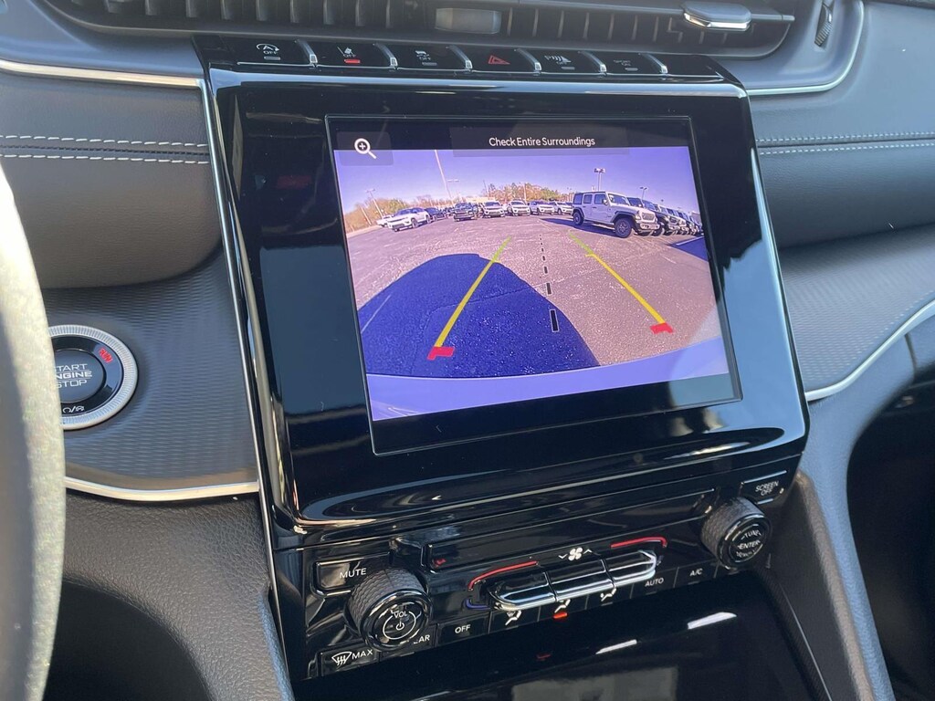 New 2025 Jeep Grand Cherokee L LAREDO X 4X2 Sport Utility