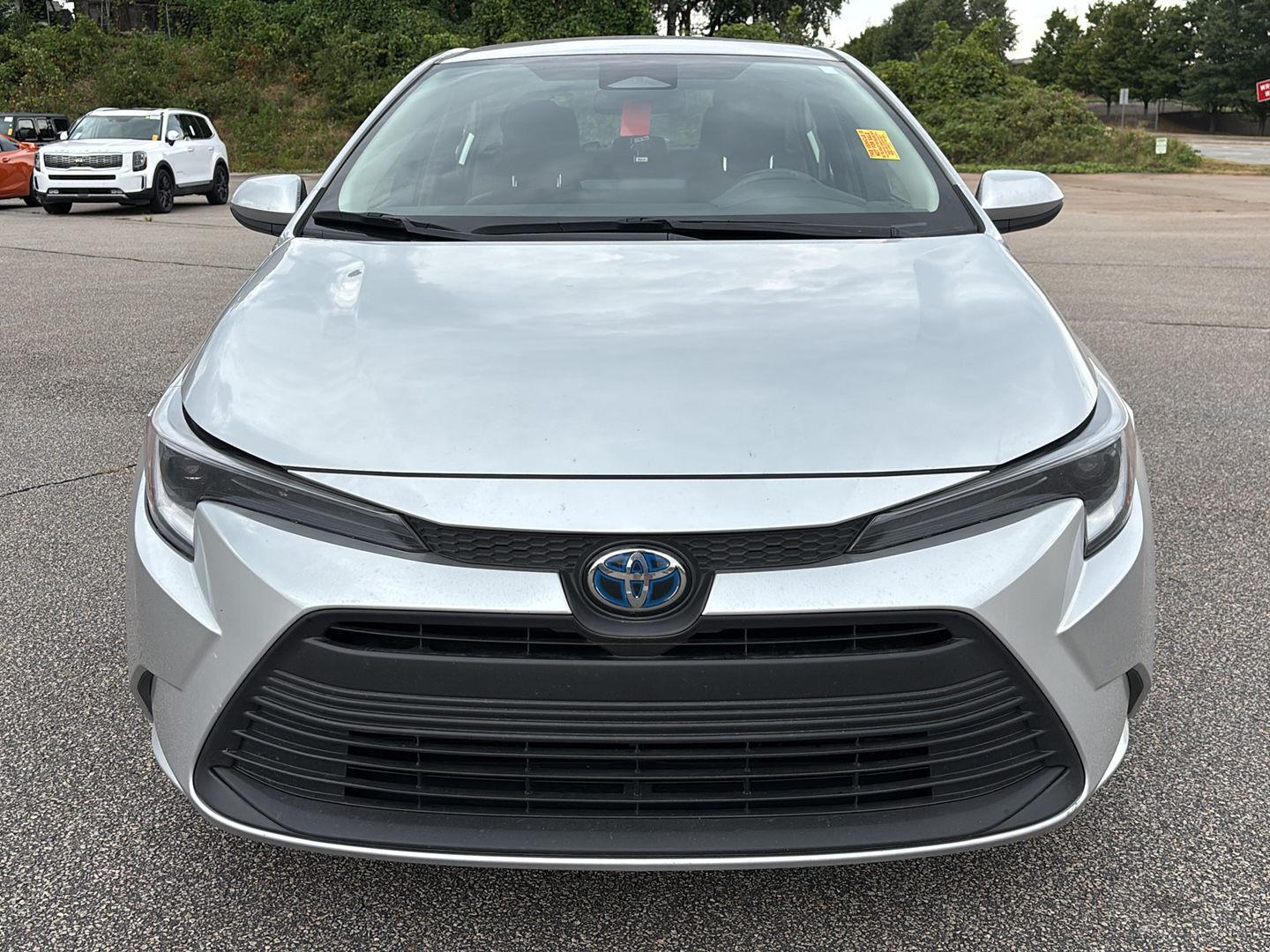 2023 Toyota Corolla Hybrid XLE photo 2