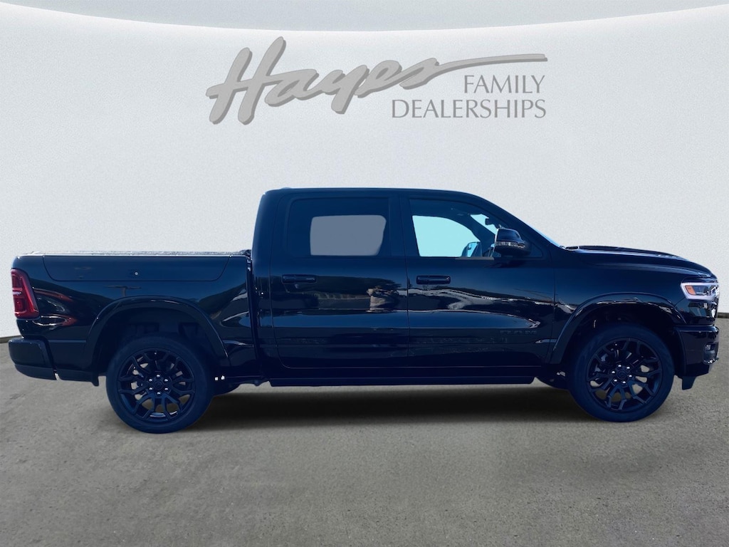 New 2026 Ram 1500 LIMITED CREW CAB 4X4 5'7 BOX Pickup