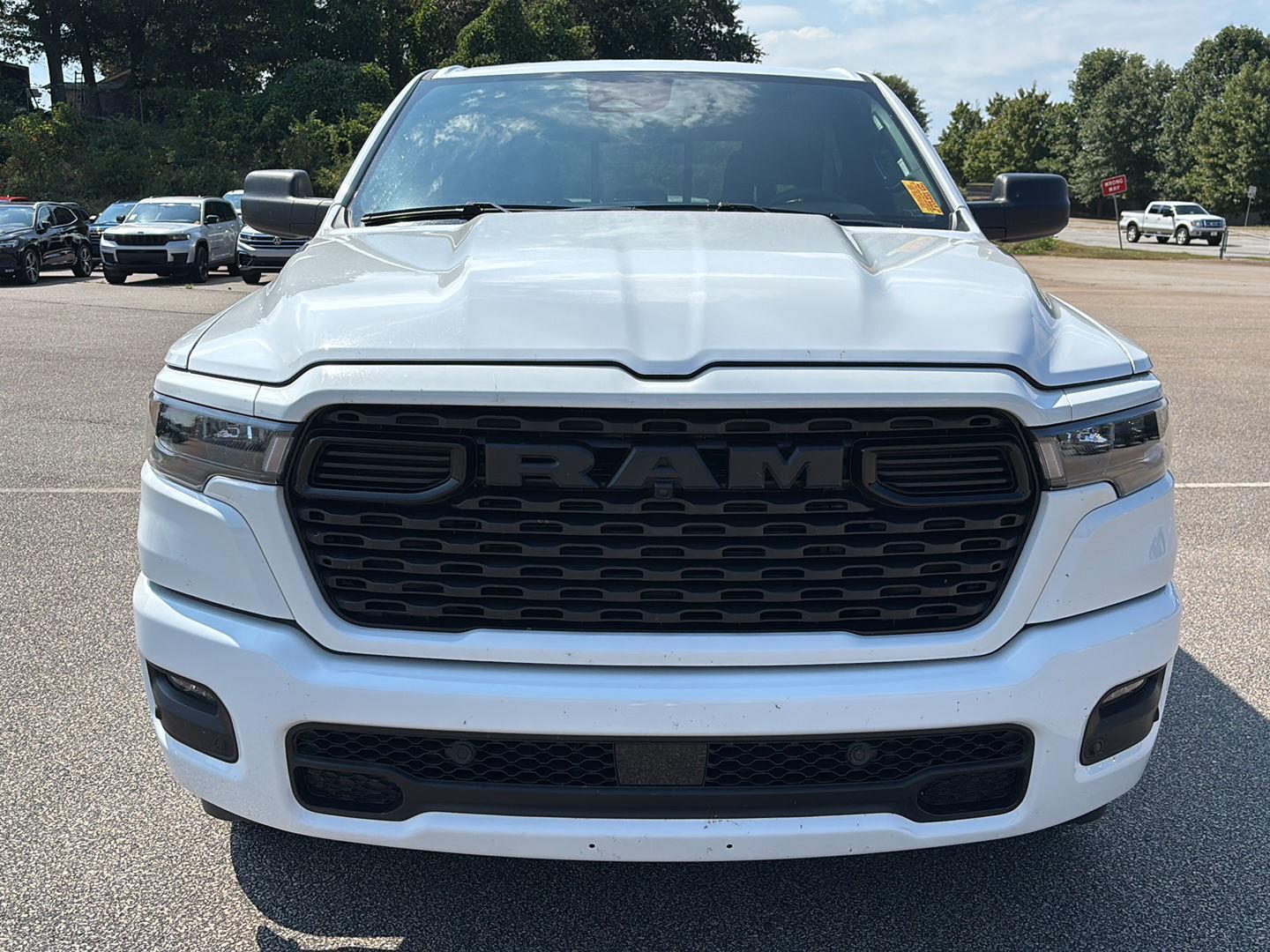2025 Ram 1500 Tradesman photo 2