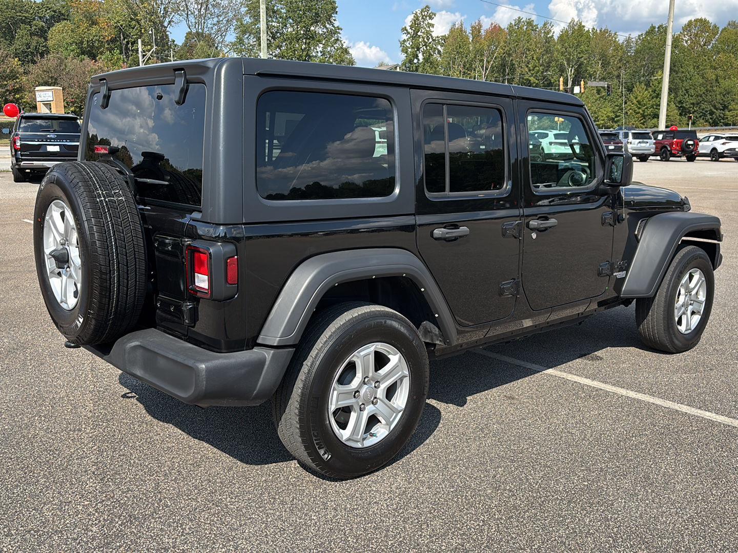 2021 Jeep Wrangler Unlimited Sport S photo 3