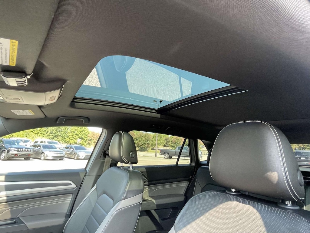 Used 2021 Volkswagen Atlas Cross Sport 3.6L V6 SEL Premium R-Line 4MOTION