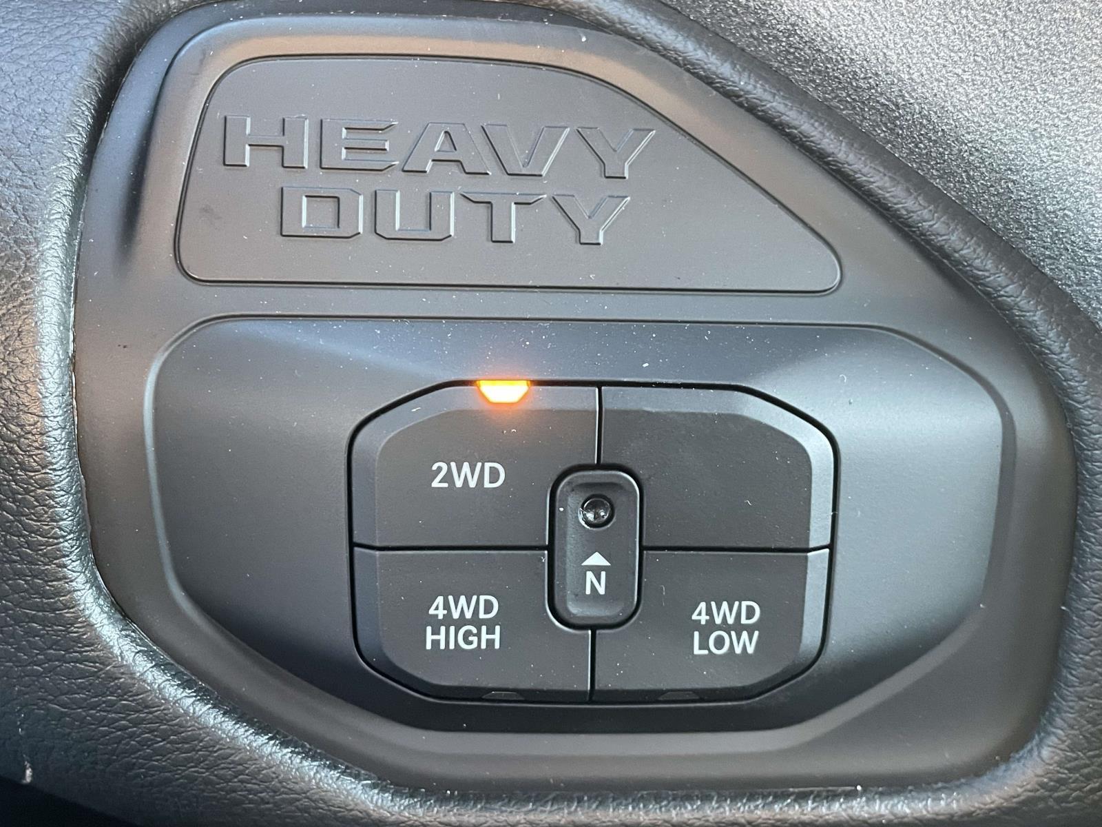 New 2027 Ram 2500 TRADESMAN CREW CAB 4X4 Pickup