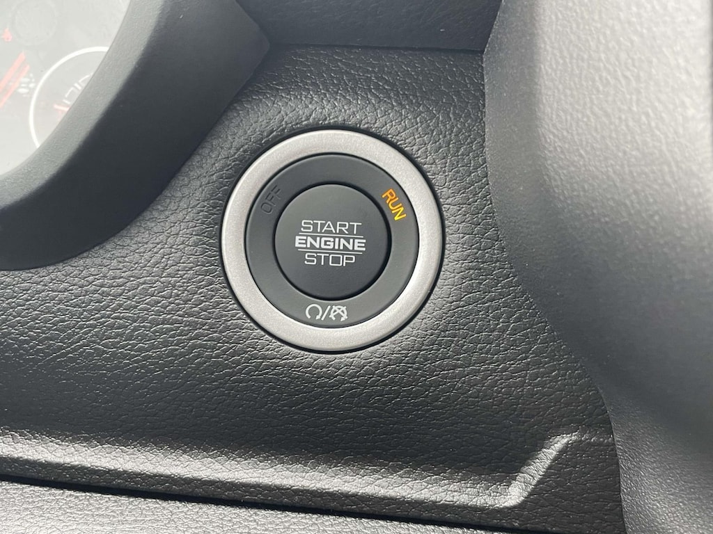 New 2026 Ram 1500 EXPRESS CREW CAB 4X4 5'7 BOX Pickup