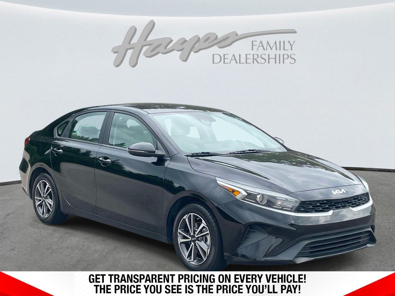 2022 Kia Forte LXS AT's photo