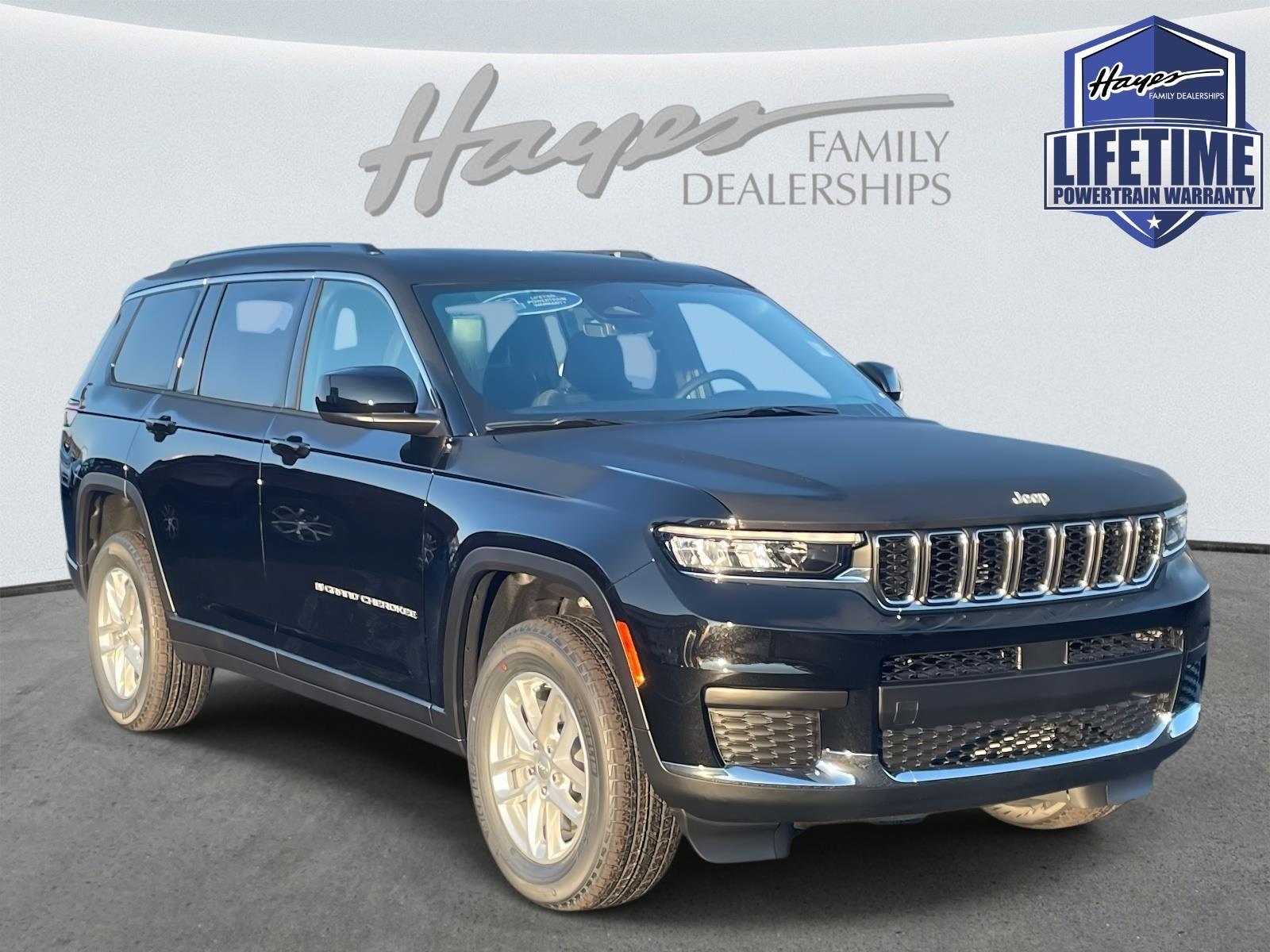 2025 Jeep Grand Cherokee L Laredo's photo