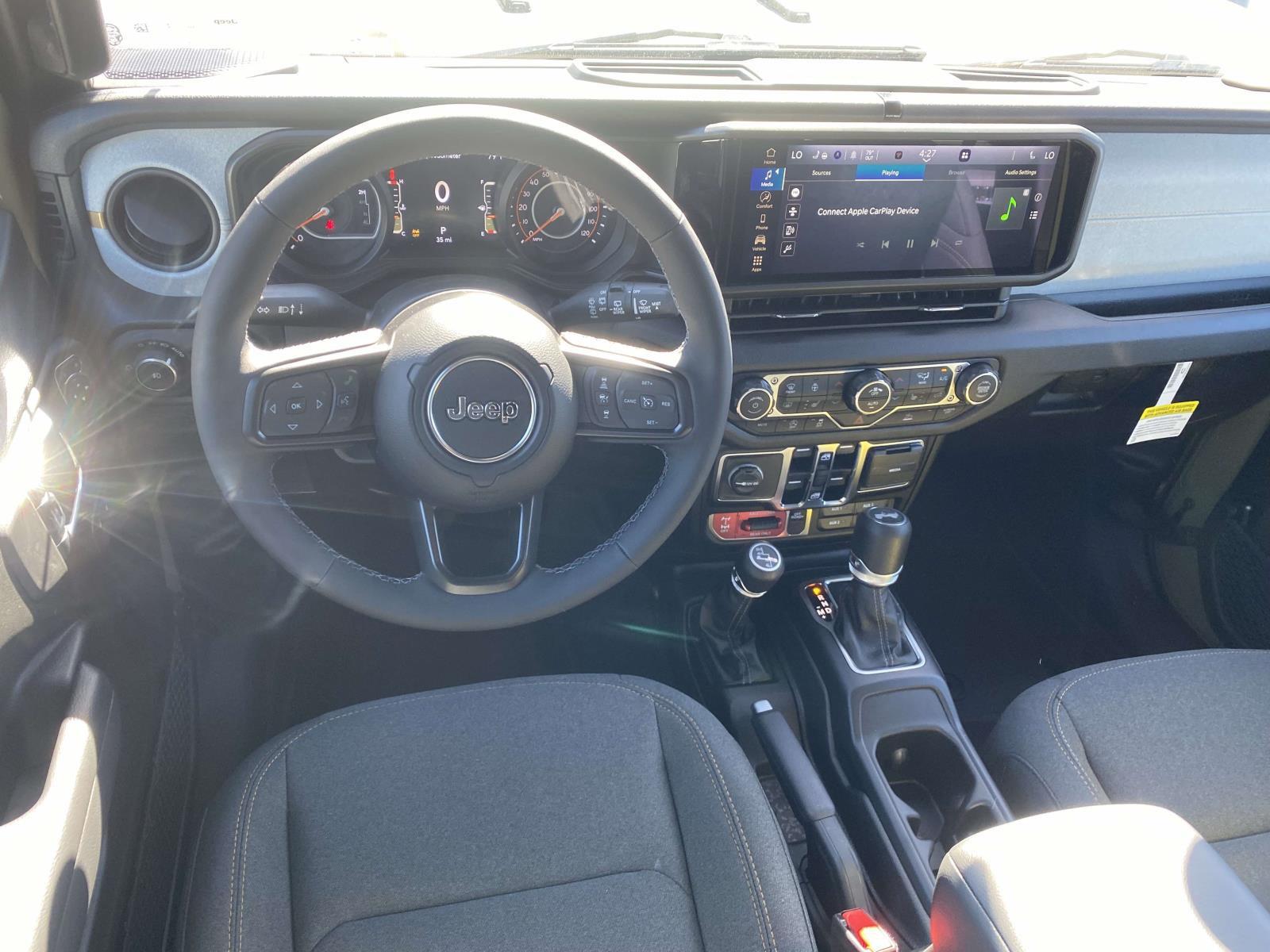 2026 Jeep Wrangler 4-Door Willys - Photo 10