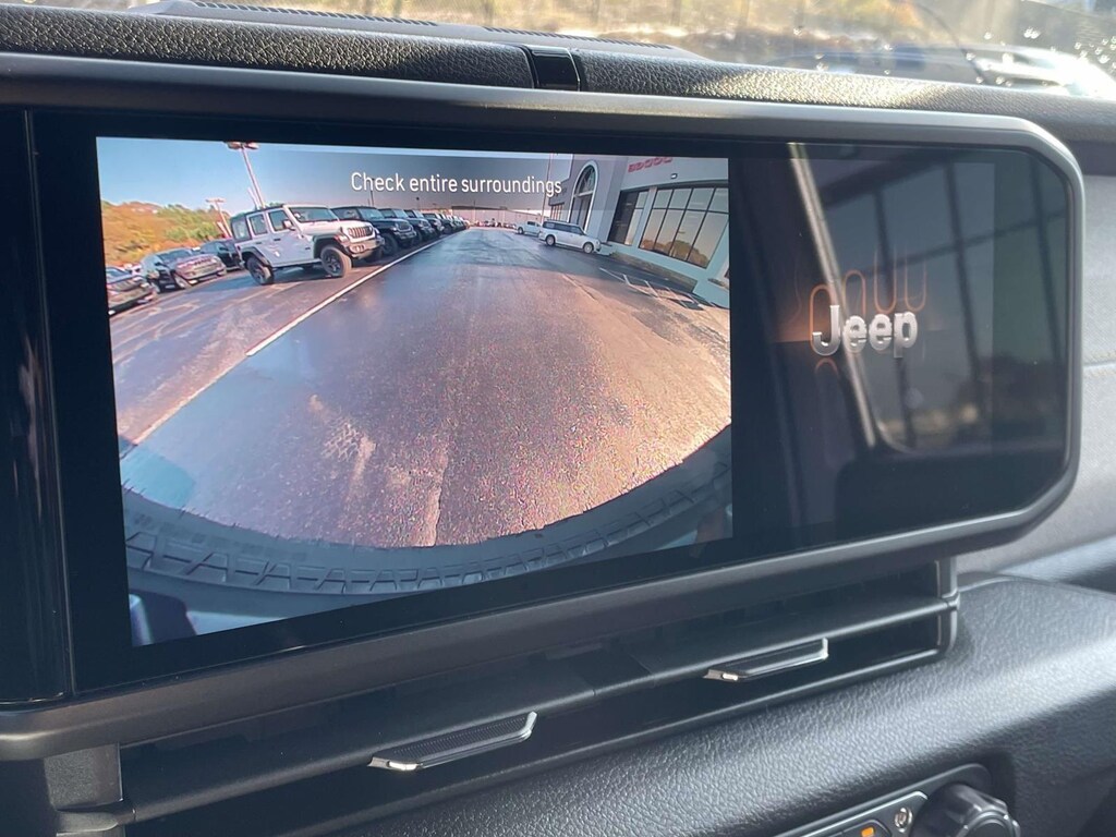 New 2026 Jeep Wrangler 4-DOOR WILLYS Sport Utility