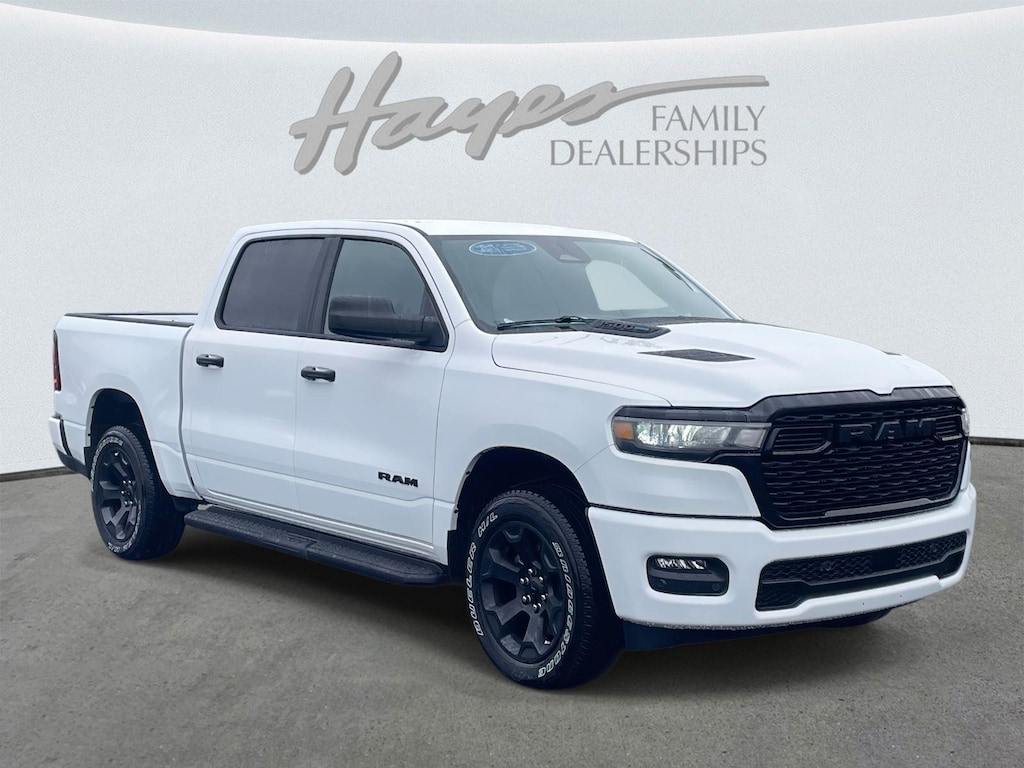 New 2025 Ram 1500 Tradesman Crew Cab 4x4 5'7 Box Pickup