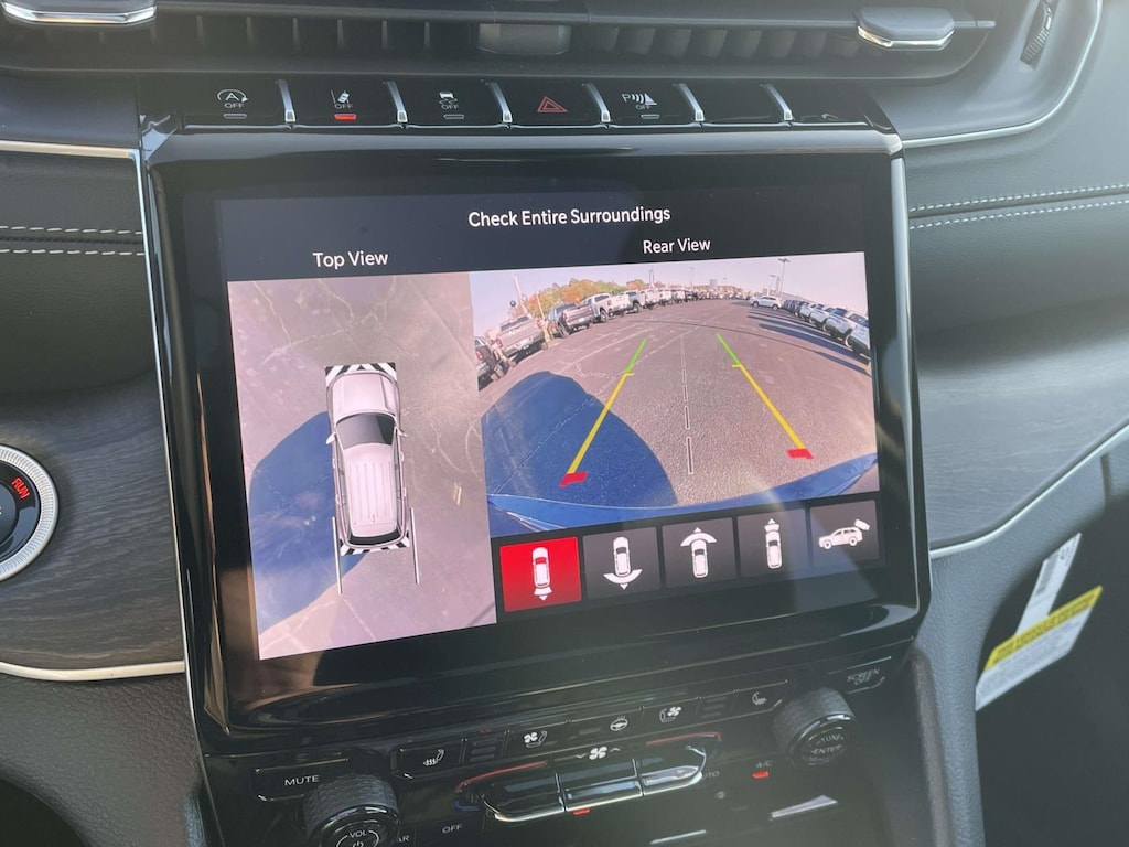 New 2025 Jeep Grand Cherokee LIMITED 4X4 Sport Utility