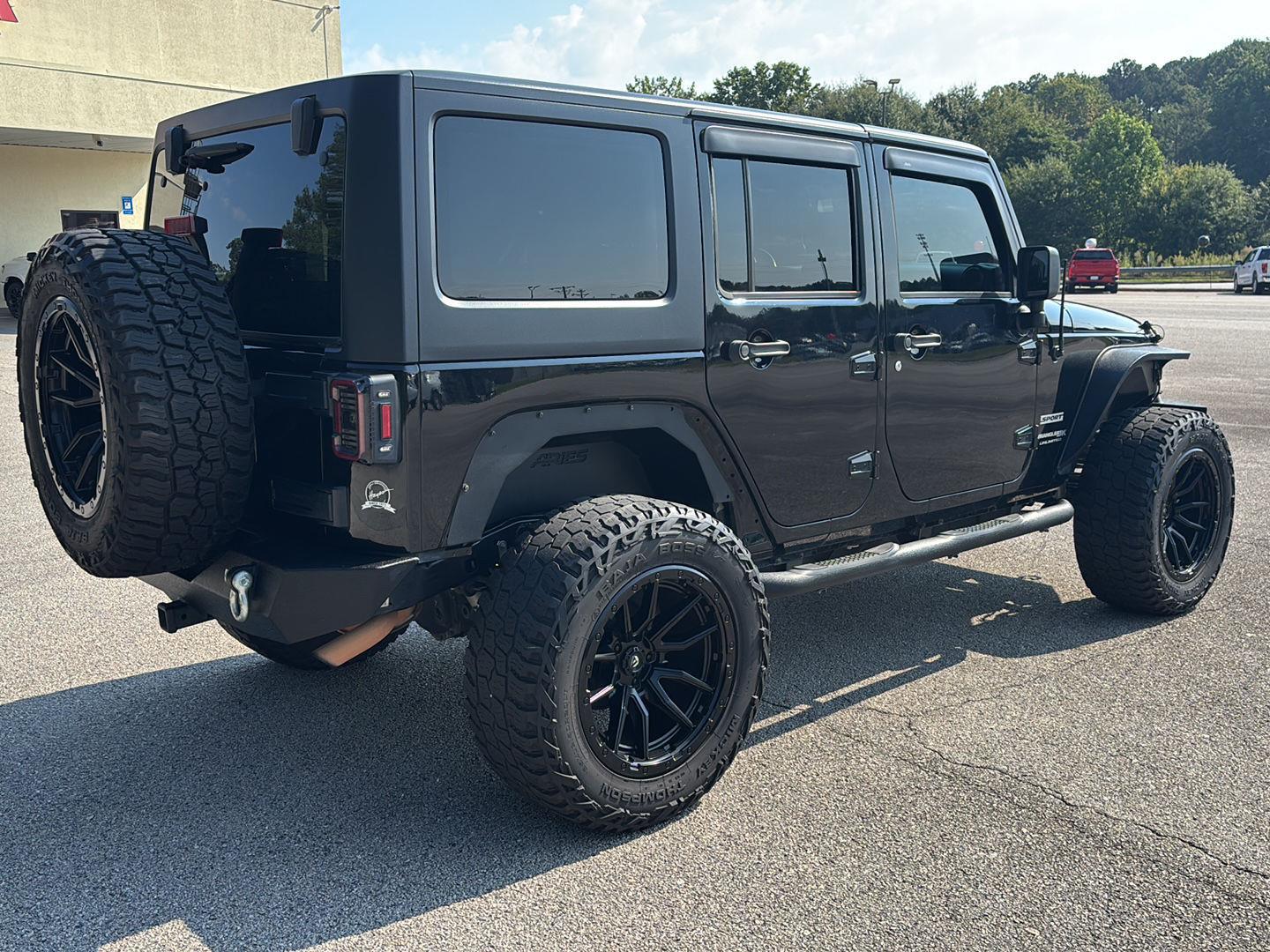 2018 Jeep Wrangler Unlimited Sport S photo 3