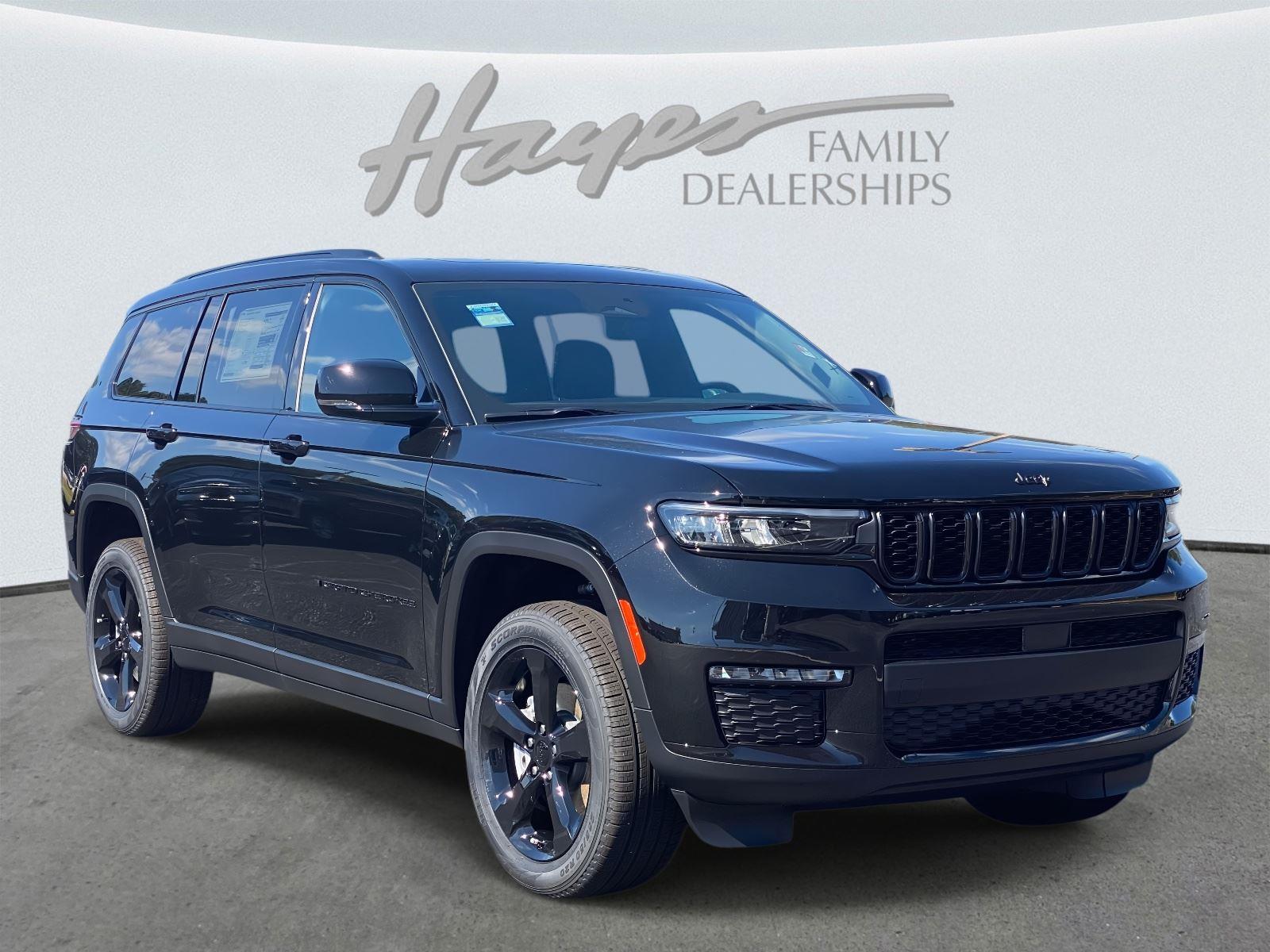 2025 Jeep Grand Cherokee Limited photo 2