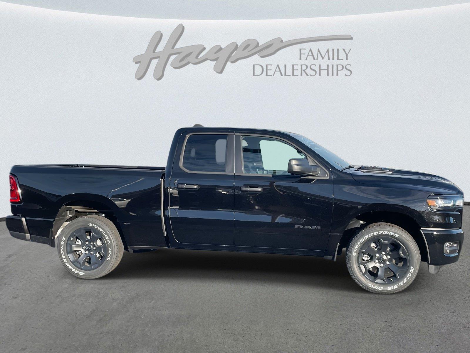 New 2026 Ram 1500 EXPRESS QUAD CAB 4X4 6'4 BOX Pickup