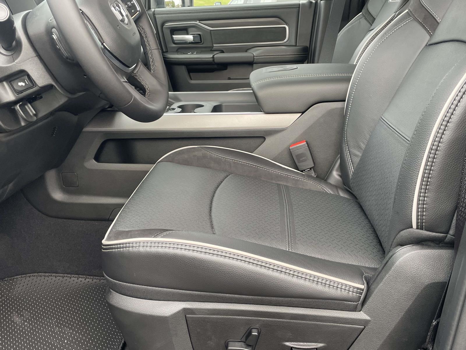 2026 RAM 2500 Laramie - Photo 10