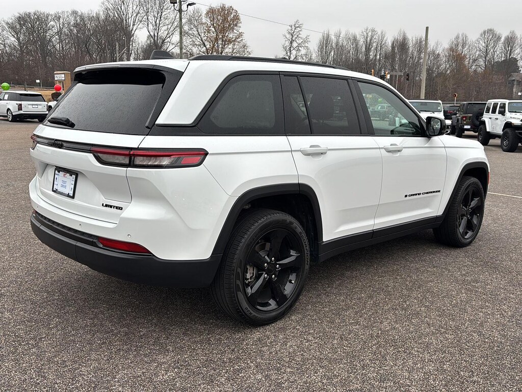 Used 2023 Jeep Grand Cherokee Limited SUV