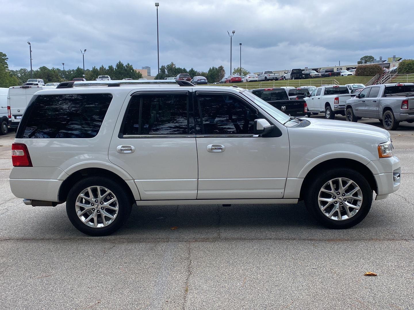 2017 Ford Expedition Limited photo 4