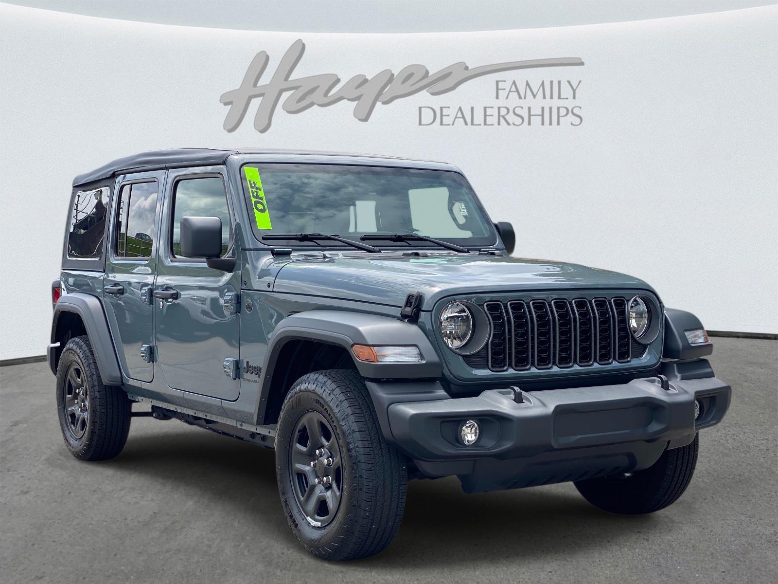 2025 Jeep Wrangler Sport's photo