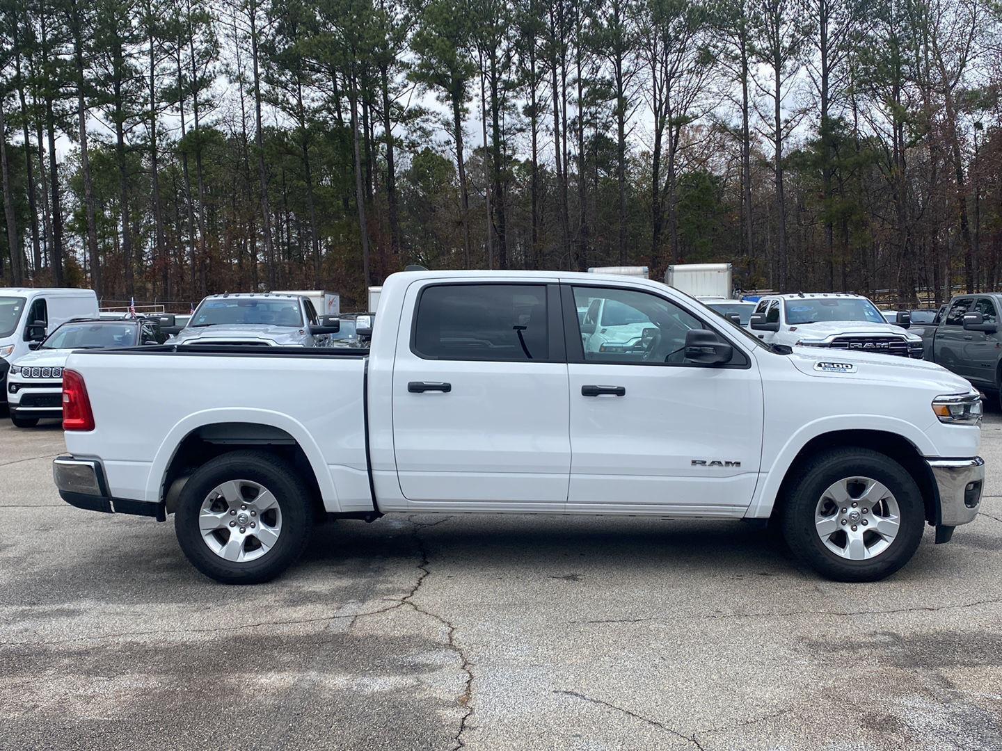 2025 Ram 1500 Big Horn photo 4