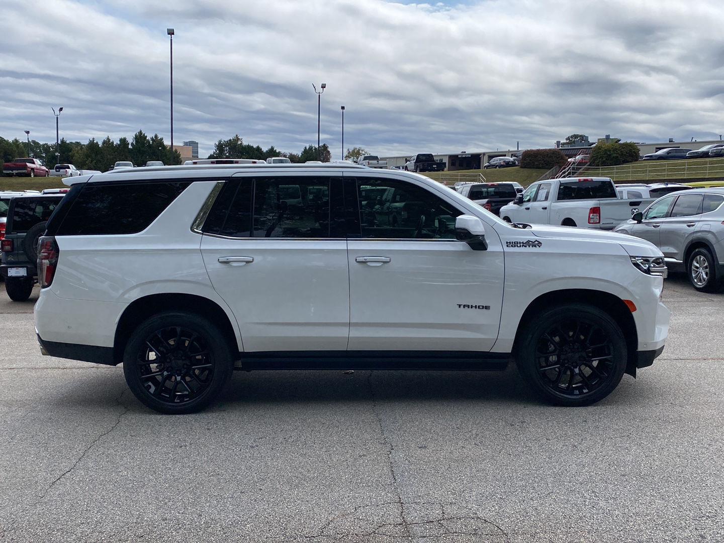 2023 Chevrolet Tahoe High Country photo 3