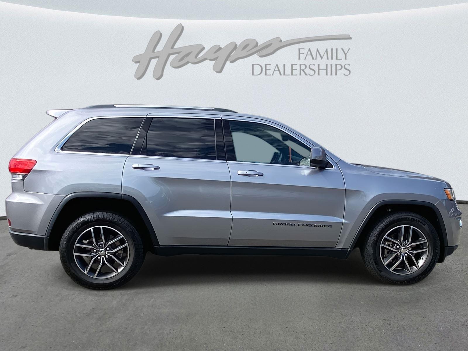 Used 2018 Jeep Grand Cherokee Laredo E with VIN 1C4RJEAGXJC246843 for sale in Lawrenceville, GA