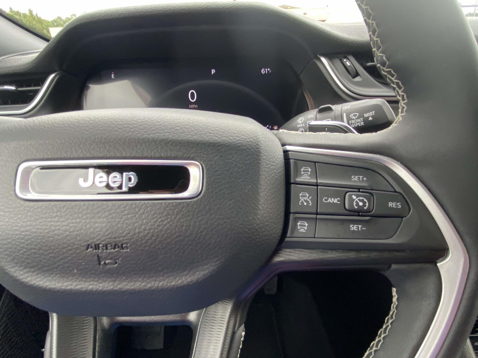 2024 Jeep Grand Cherokee Altitude X photo 4