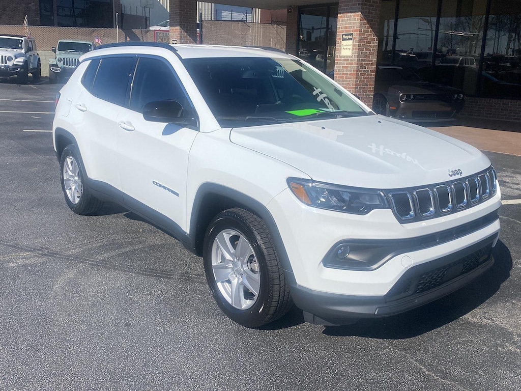 Certified 2022 Jeep Compass Latitude SUV