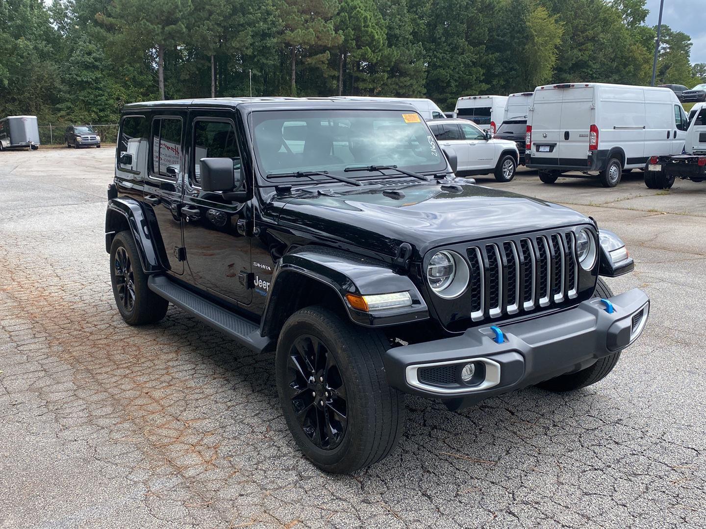 2022 Jeep Wrangler 4xe Unlimited Sahara photo 2