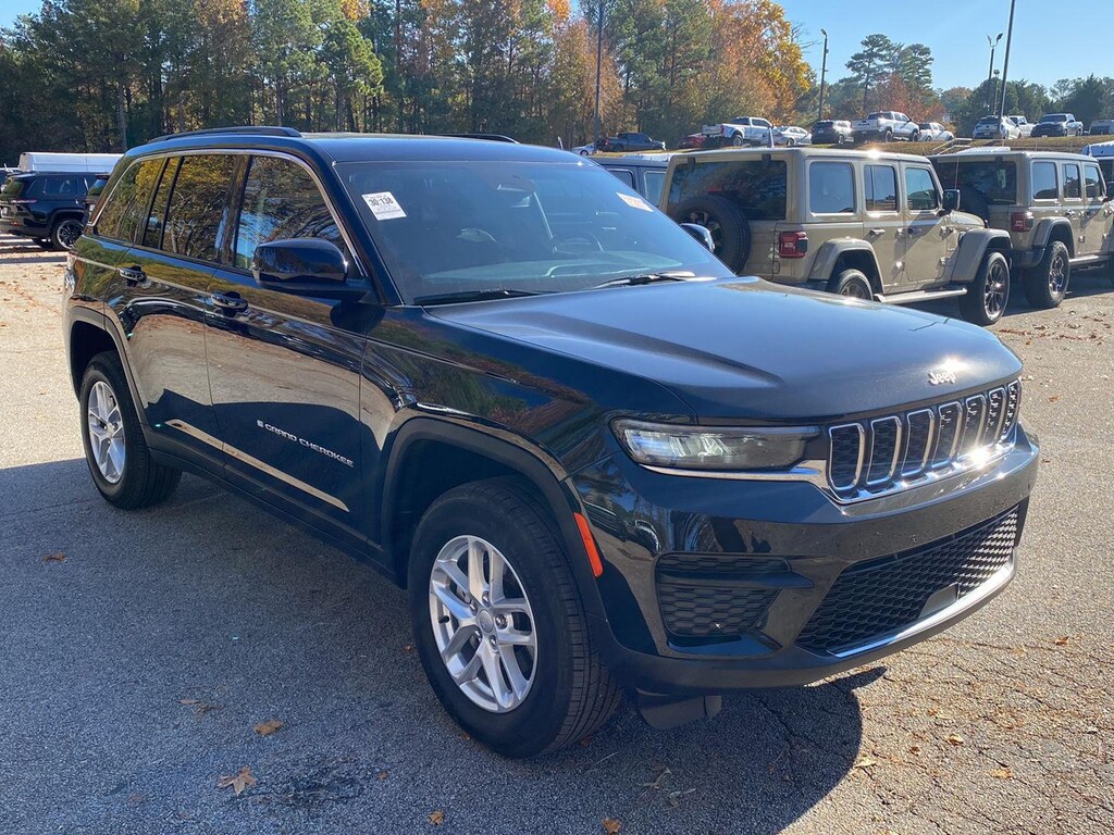 Used 2024 Jeep Grand Cherokee Laredo X SUV