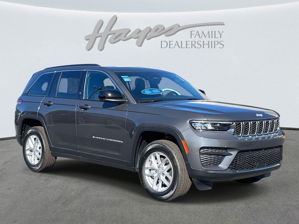 New 2025 Jeep Grand Cherokee LAREDO X 4X4 Sport Utility