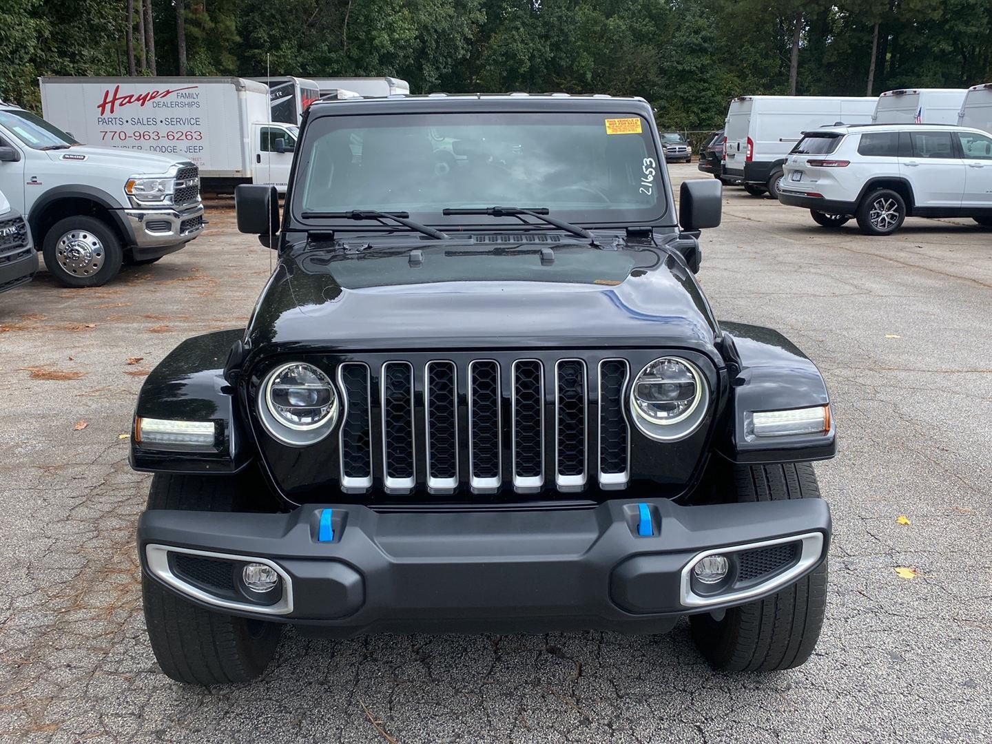2022 Jeep Wrangler 4xe Unlimited Sahara photo 3