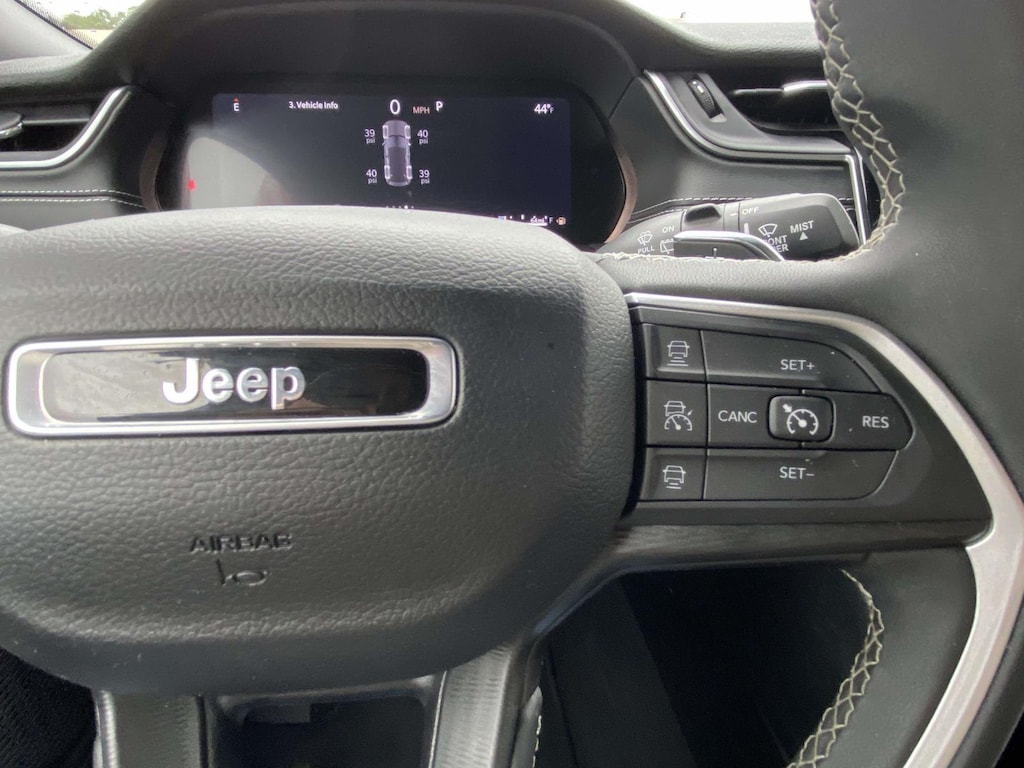 Certified 2024 Jeep Grand Cherokee Laredo SUV