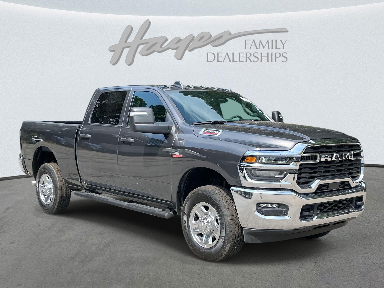 2025 Ram 2500 Tradesman photo 2