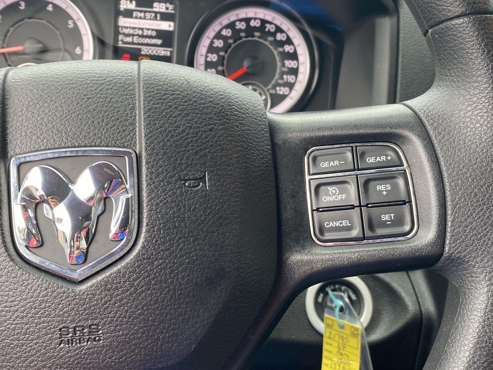 2024 Ram 1500 Classic Tradesman photo 3