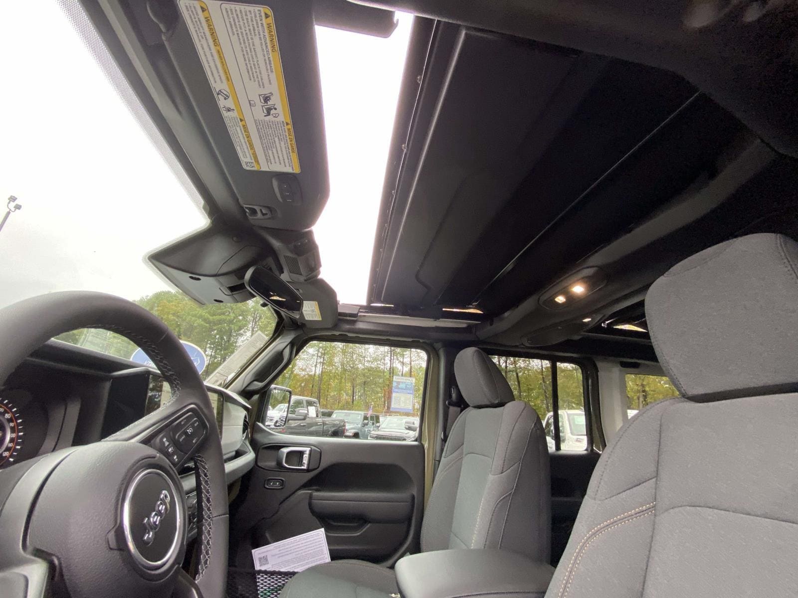 2026 Jeep Wrangler 4-Door Willys - Photo 8