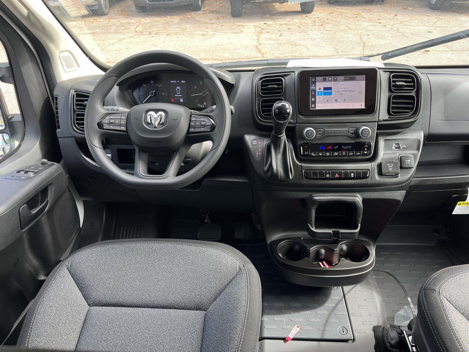 2025 Ram ProMaster 2500 photo 2