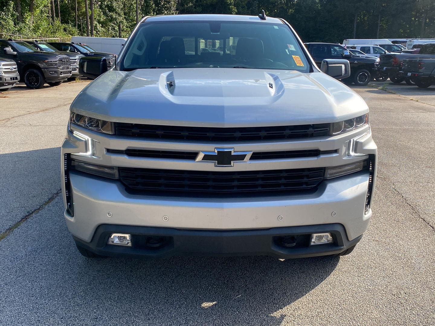 2021 Chevrolet Silverado 1500 RST photo 3
