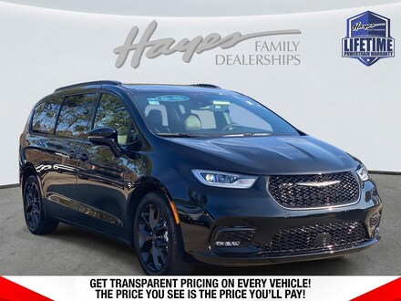 2026 Chrysler Pacifica SELECT Passenger Van