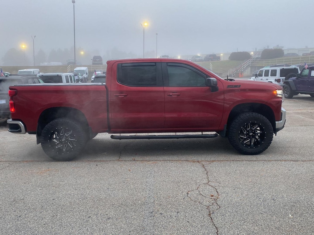 Used 2021 Chevrolet Silverado 1500 LT Truck