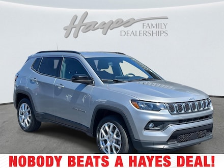 2023 Jeep Compass Latitude Lux SUV