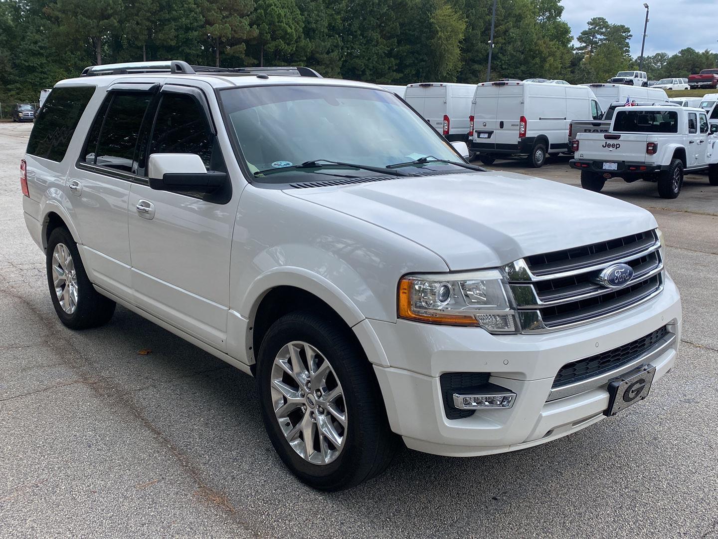 2017 Ford Expedition Limited photo 2