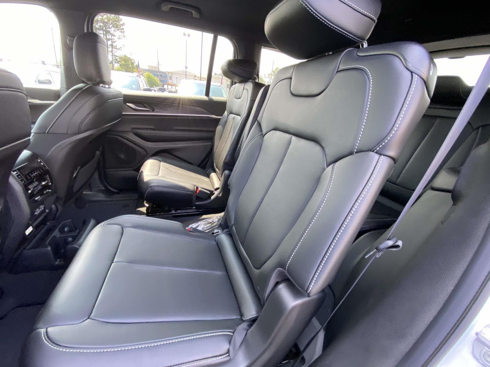 2025 Jeep Grand Cherokee L Limited - Photo 12