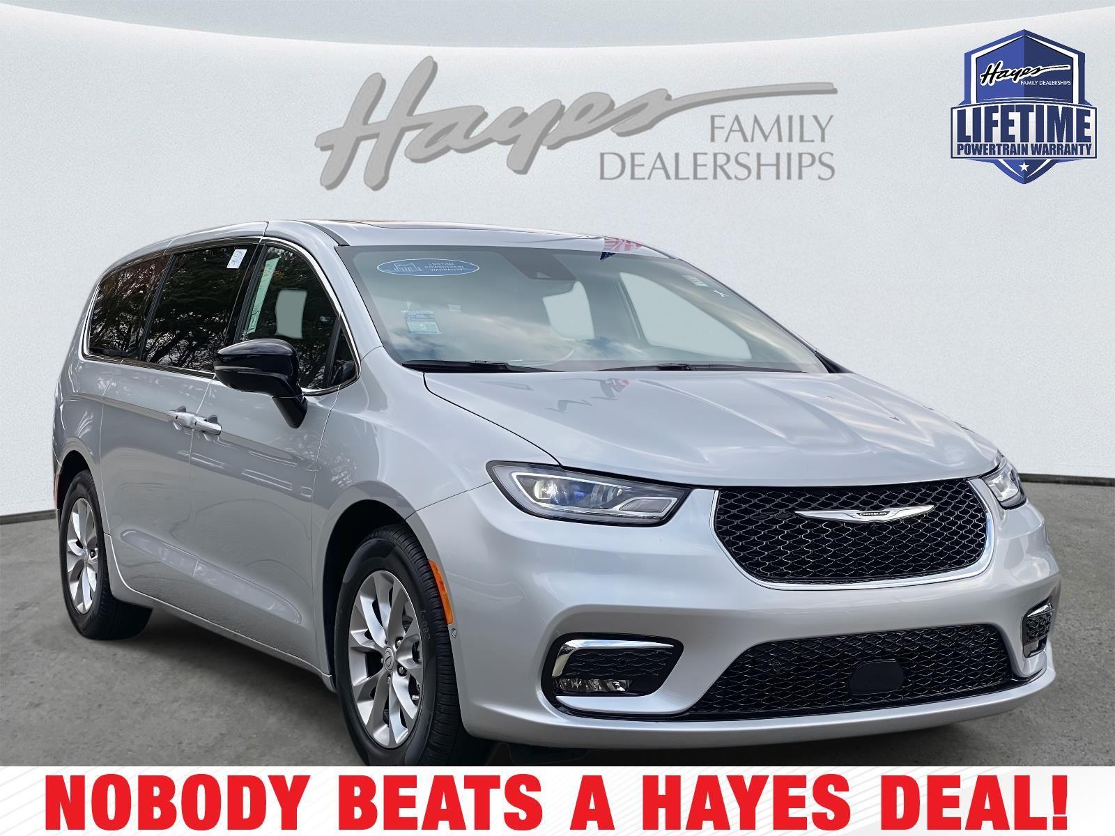 2026 Chrysler Pacifica Limited's photo