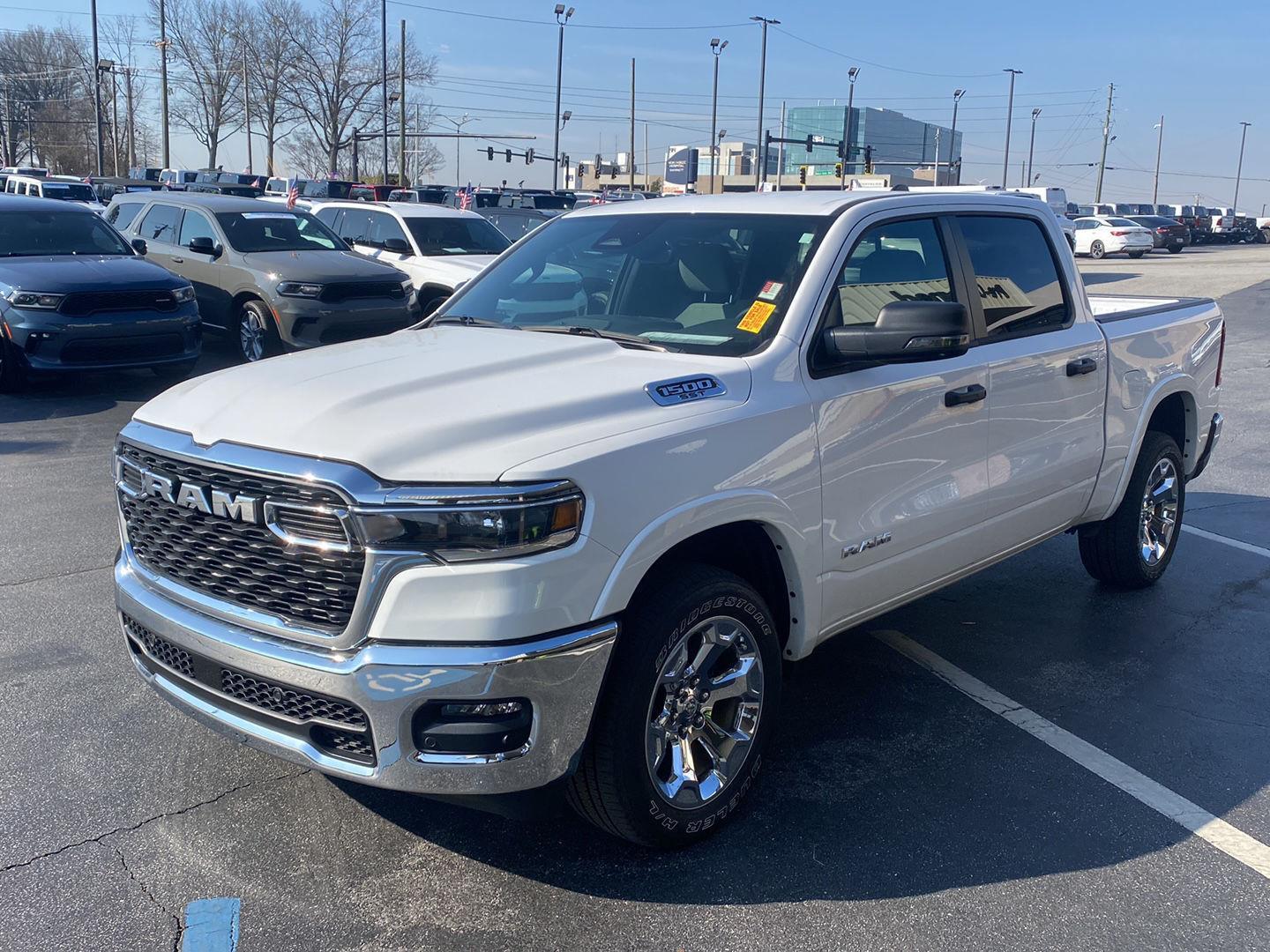 2025 RAM 1500 Big Horn/Lone Star 4x4 Crew Cab 5'7's photo