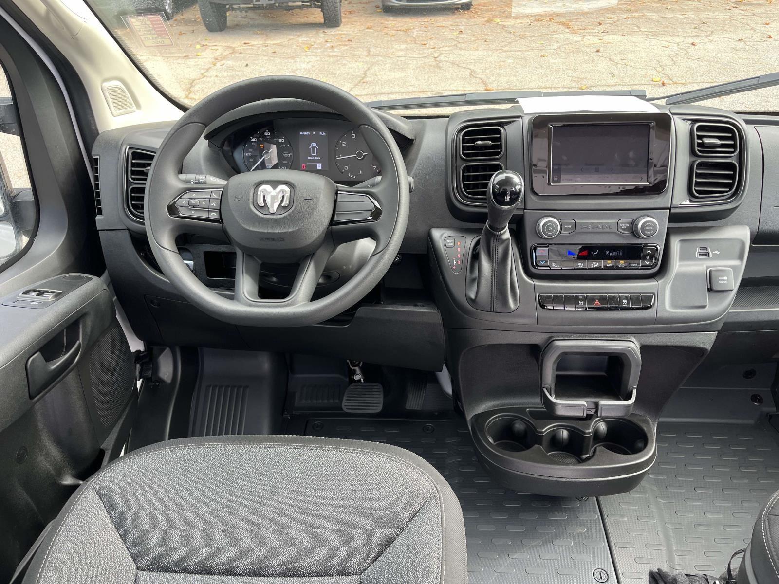 2025 Ram ProMaster 2500 photo 2
