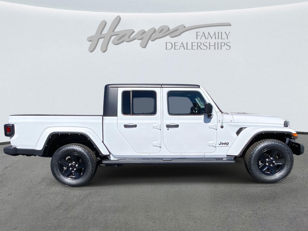 Used 2021 Jeep Gladiator Sport S Truck