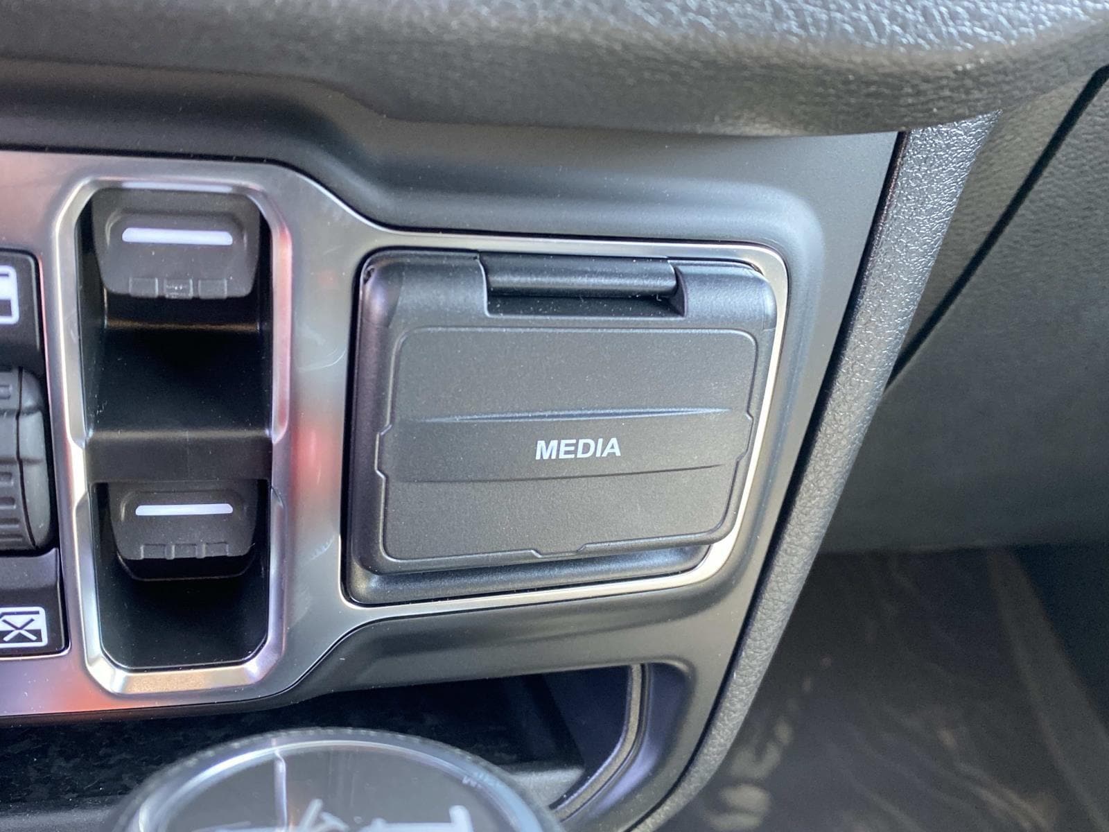 2026 Jeep Wrangler 4-Door Sport - Photo 27