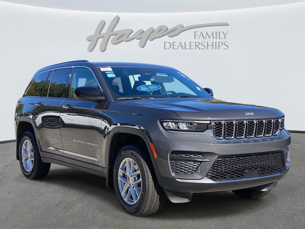 New 2025 Jeep Grand Cherokee LAREDO X 4X2 Sport Utility